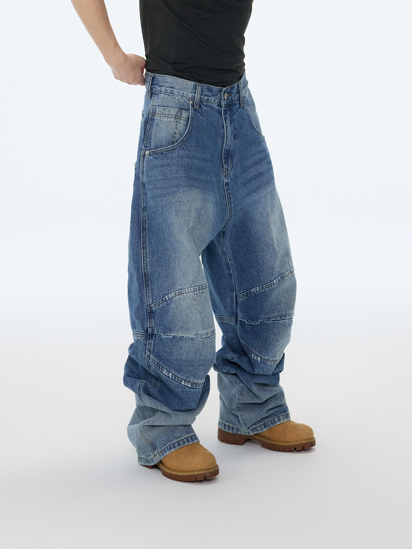 Blaue Baggy-Jeans