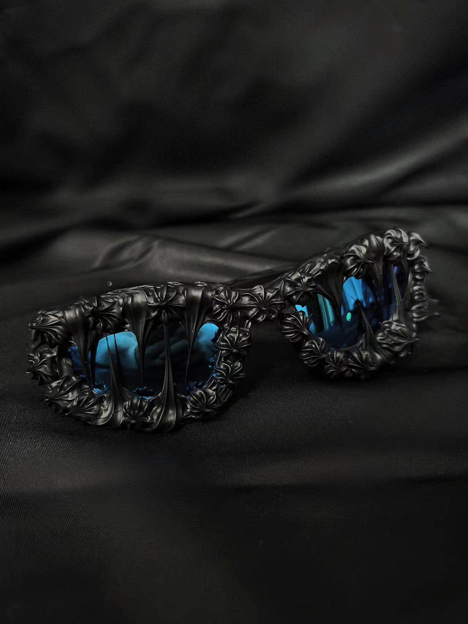Blue Thorn Shades