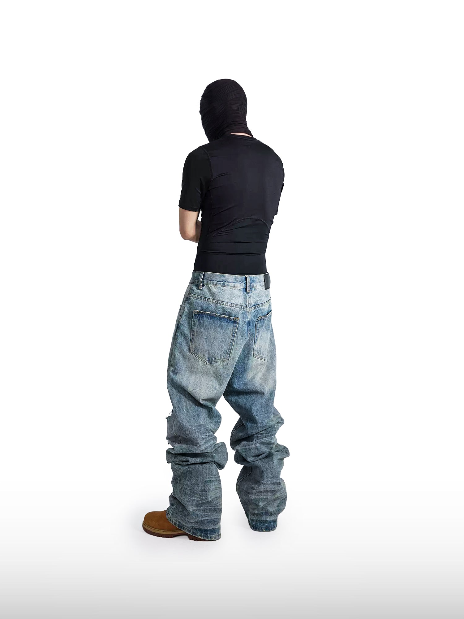 Jeans mit Farbklecksen