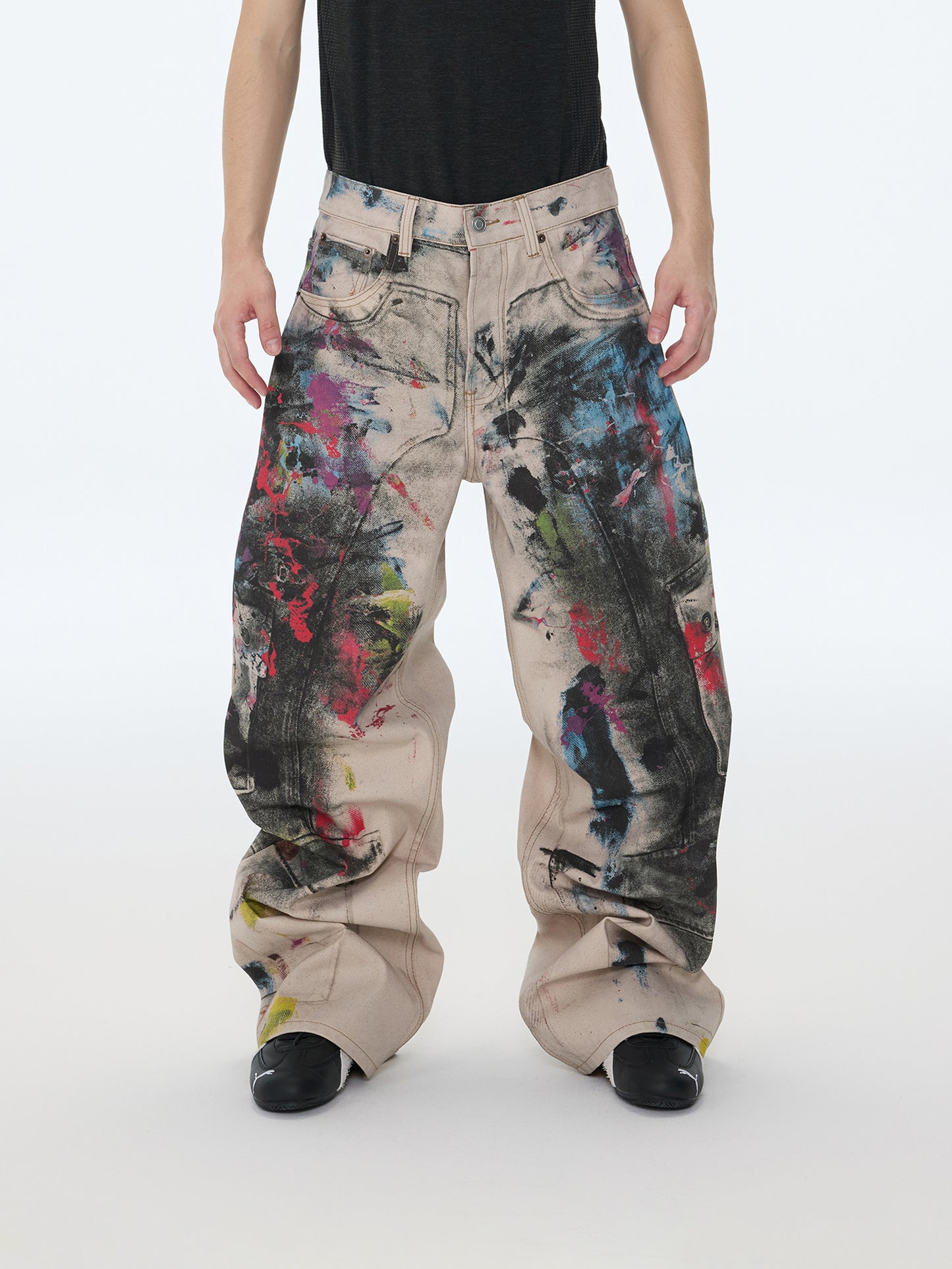 Jeans mit Graffiti-Waschung