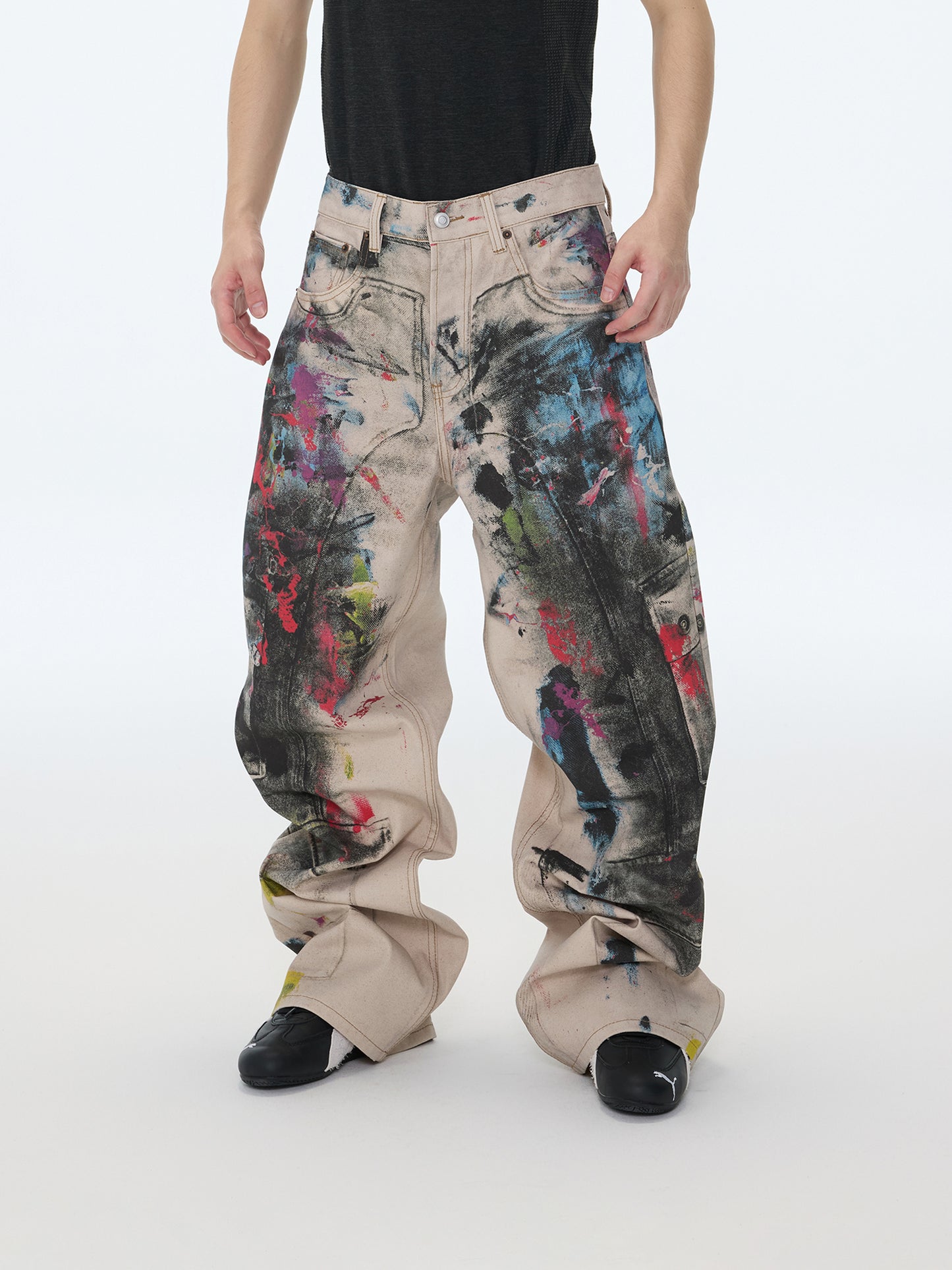 Jeans mit Graffiti-Waschung