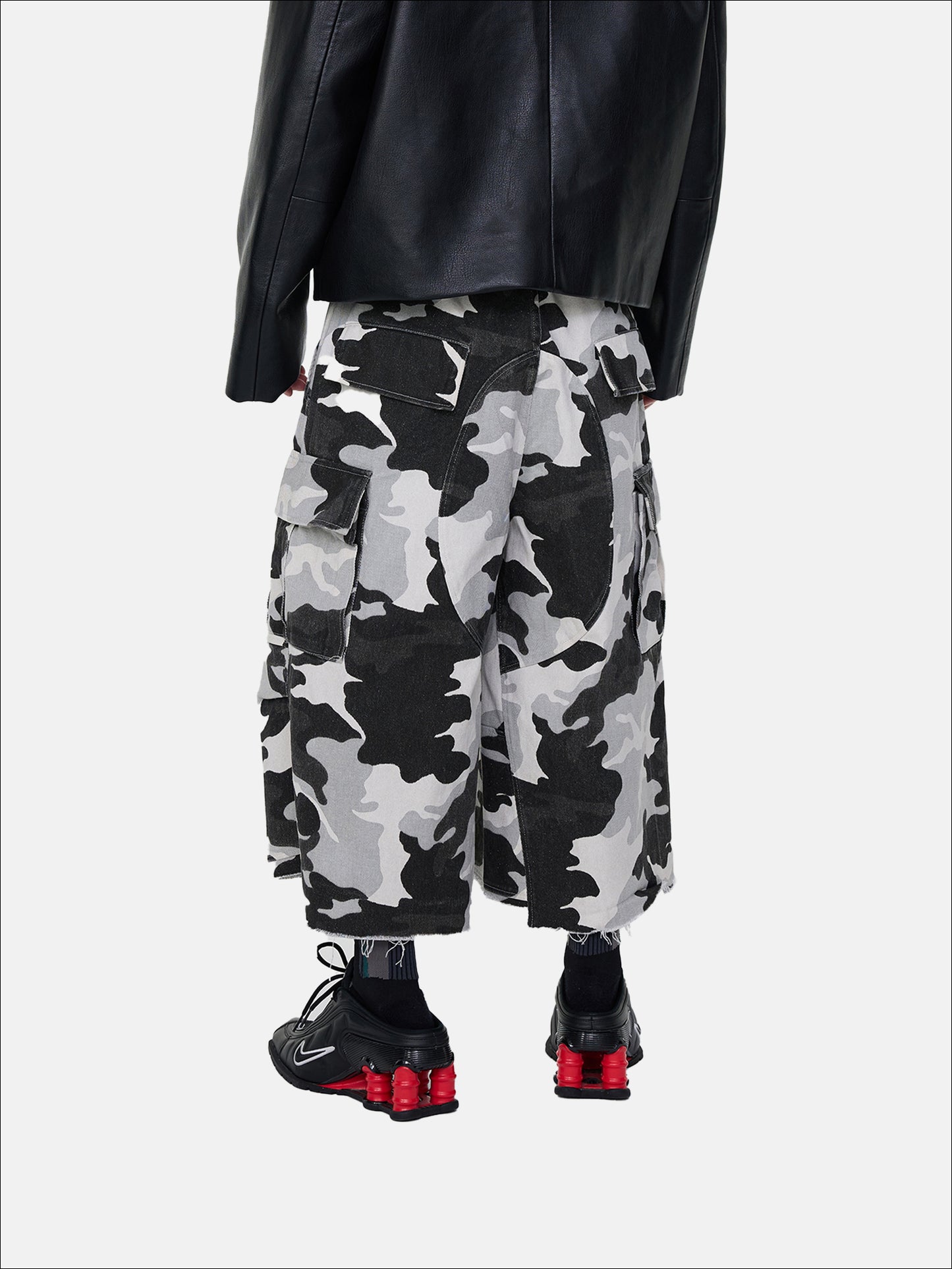 Graue Ghost Shorts