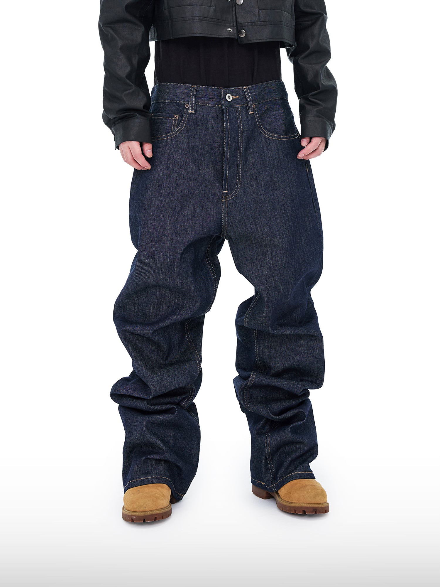 Jeans mit langer Innennaht