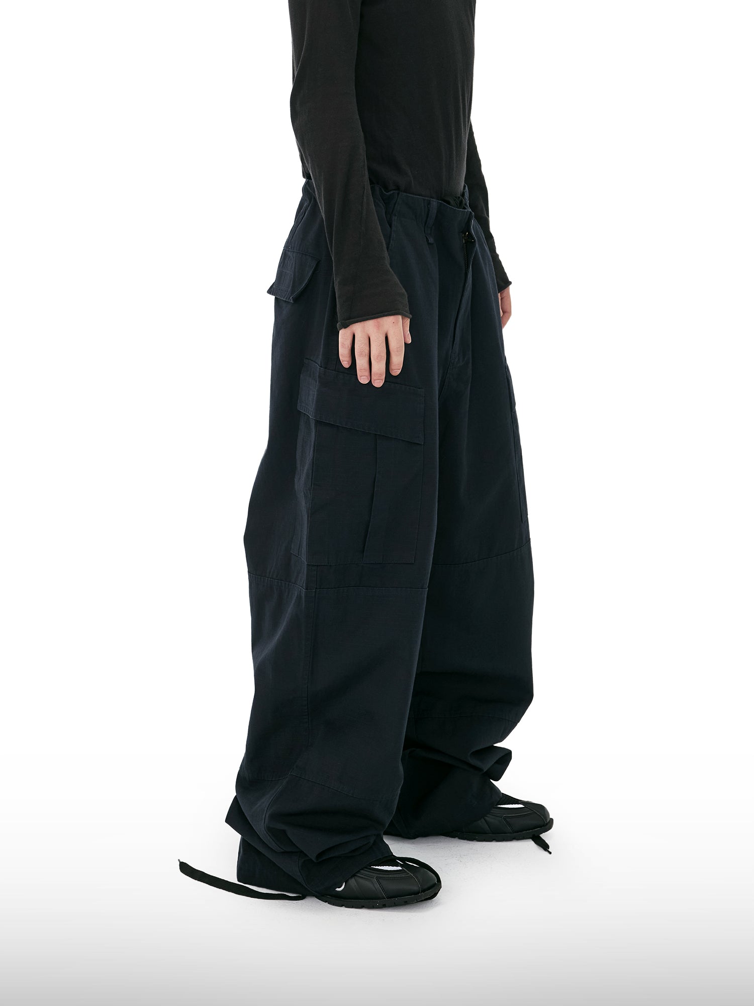 Mitternachtsblaue Cargohose mit Kordelzug