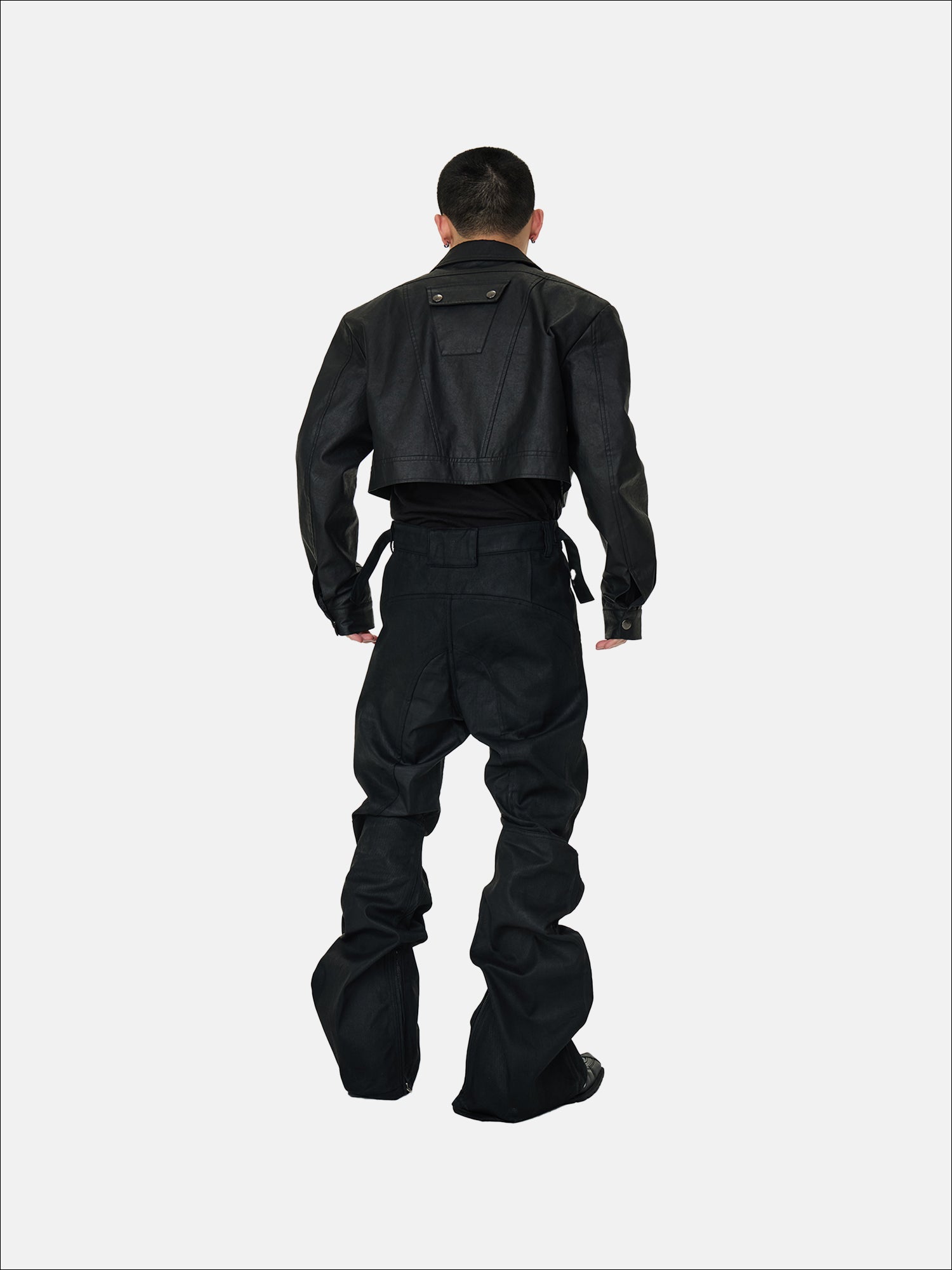 Obsidian Bastion Pants