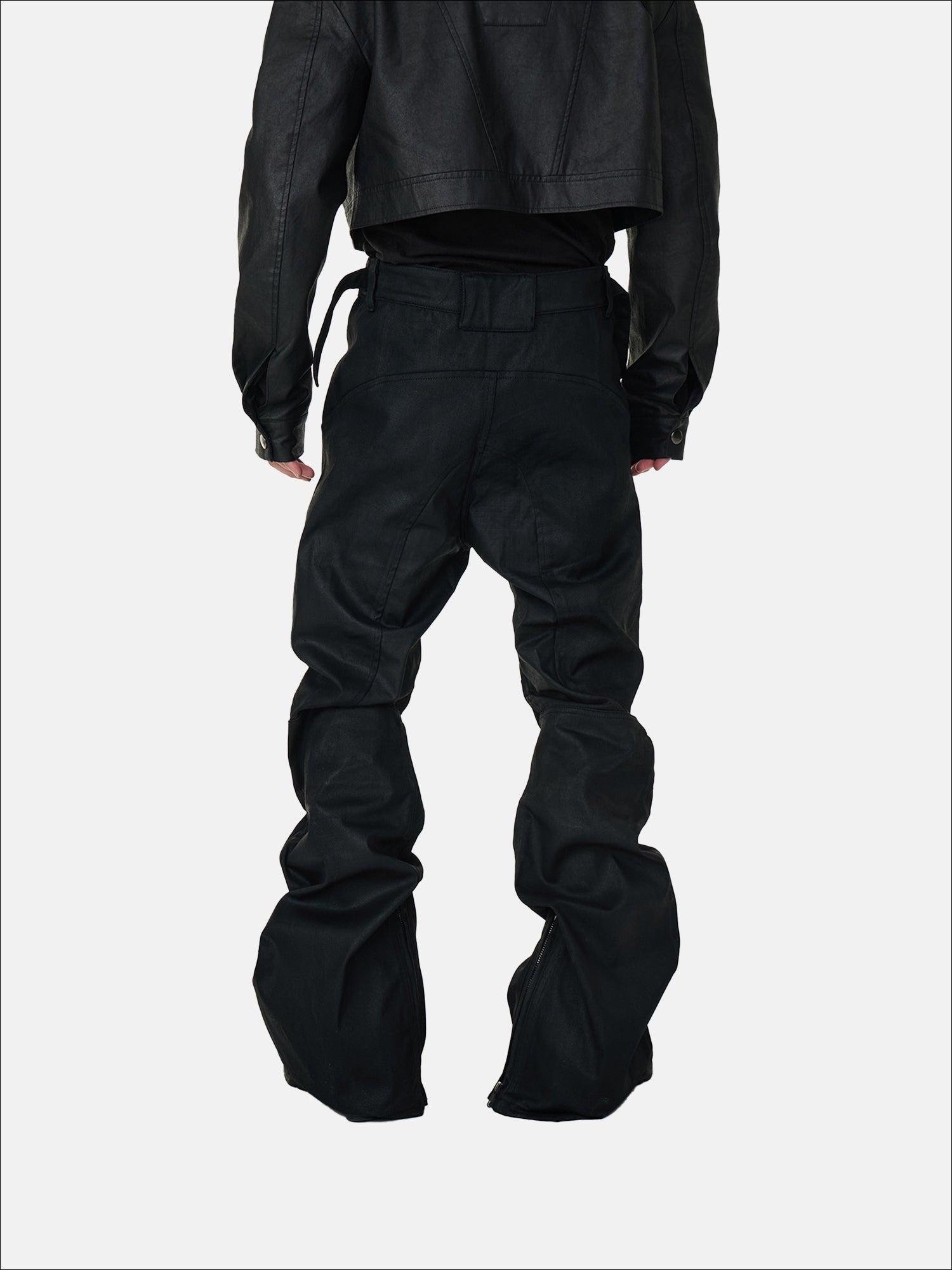 Obsidian Bastion Pants