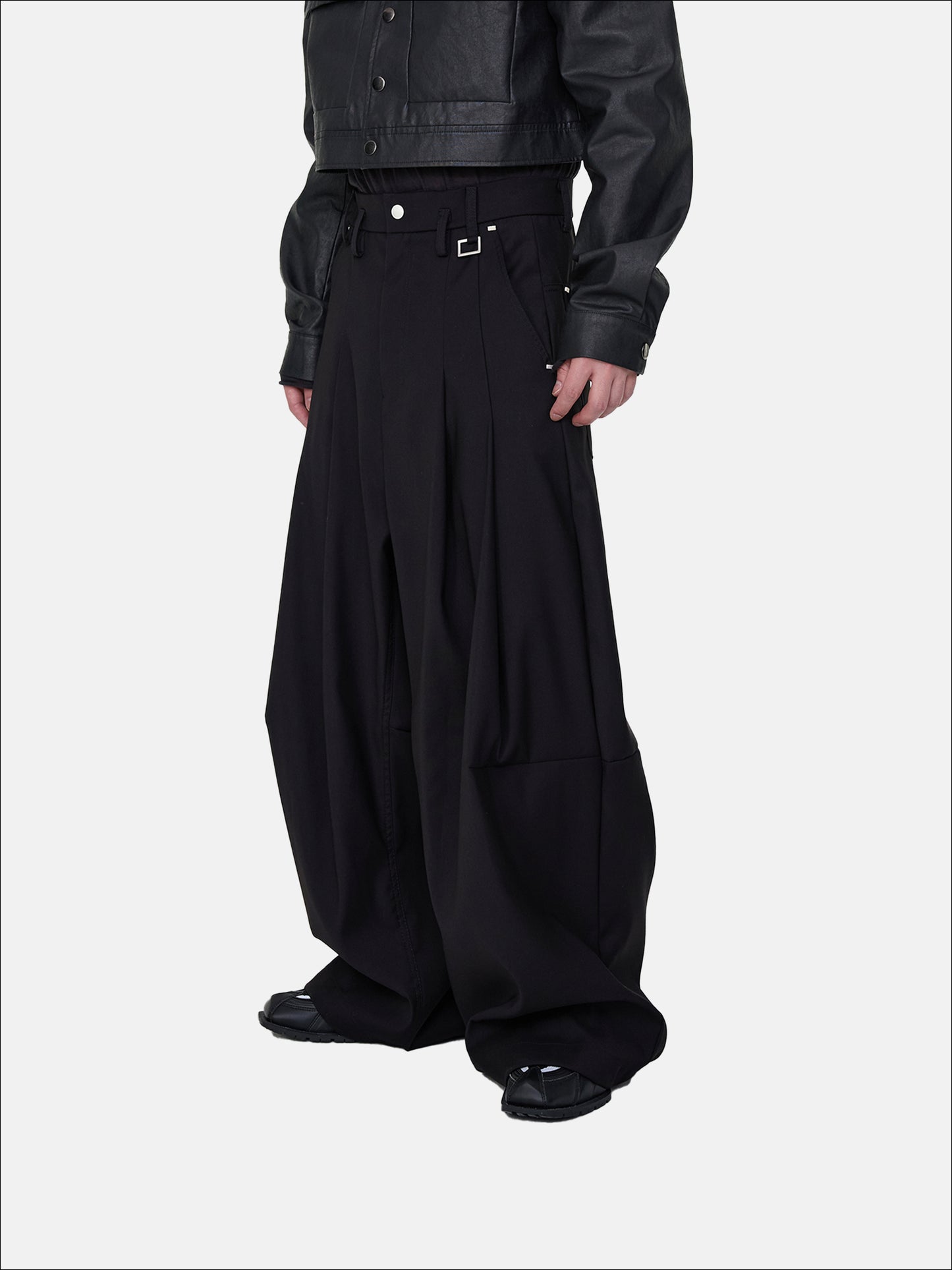Obsidian Slouch-Hose