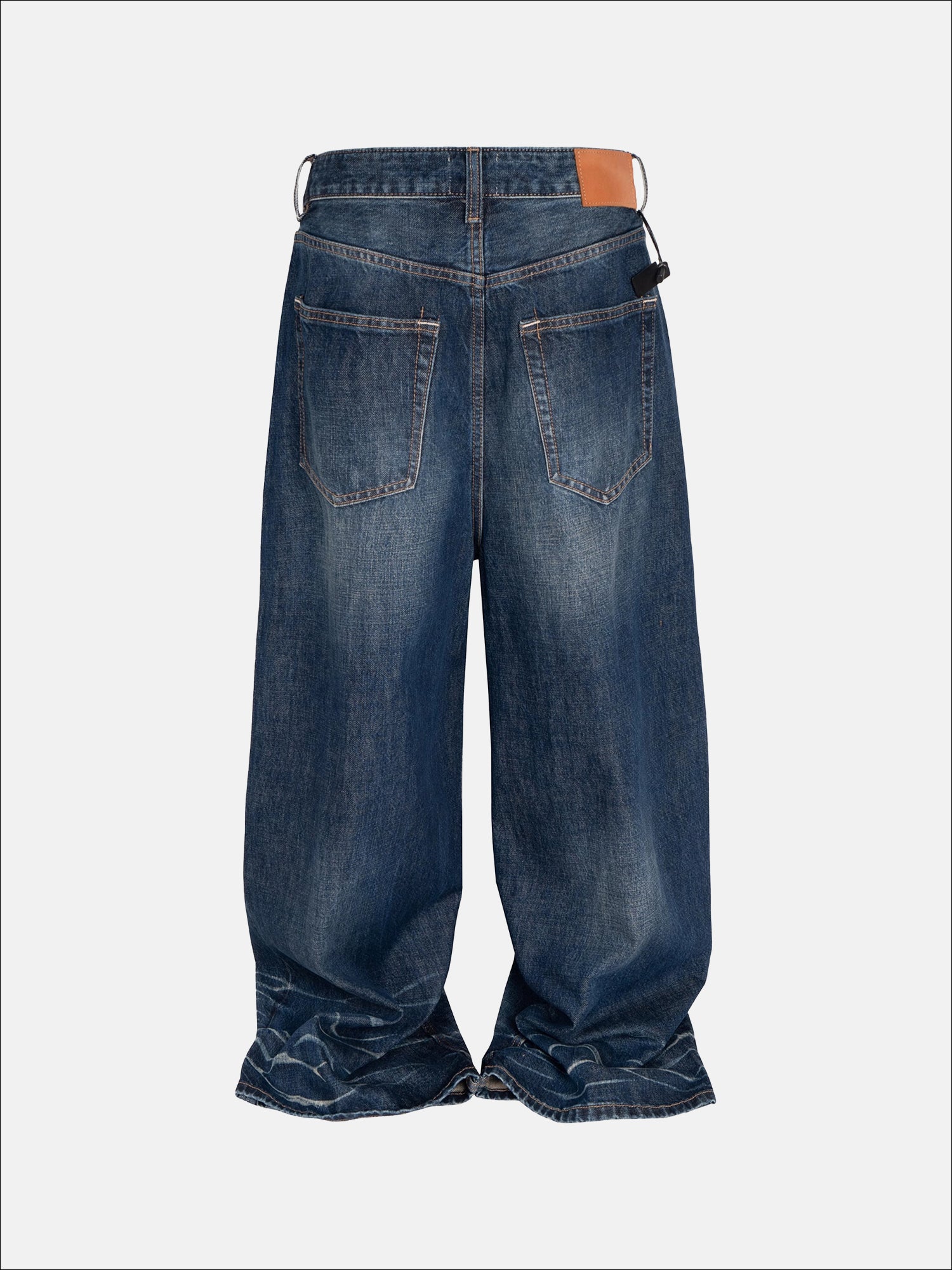 Oversized Motion Jeans