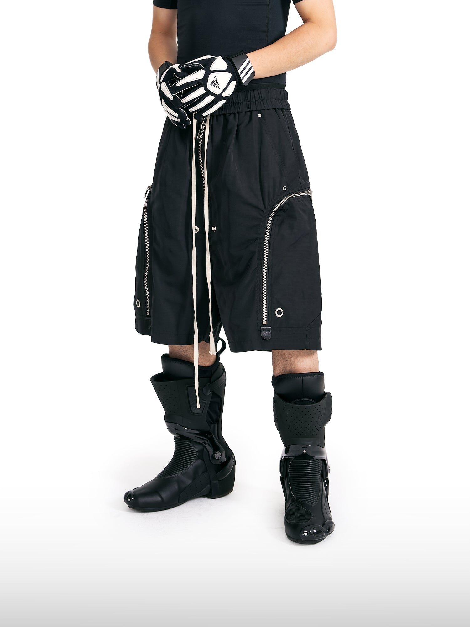 Oversized Zipper Cargo Shorts