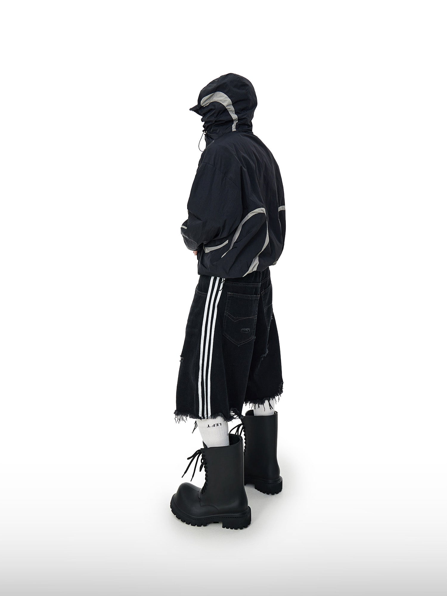 Zerrissene Shorts
