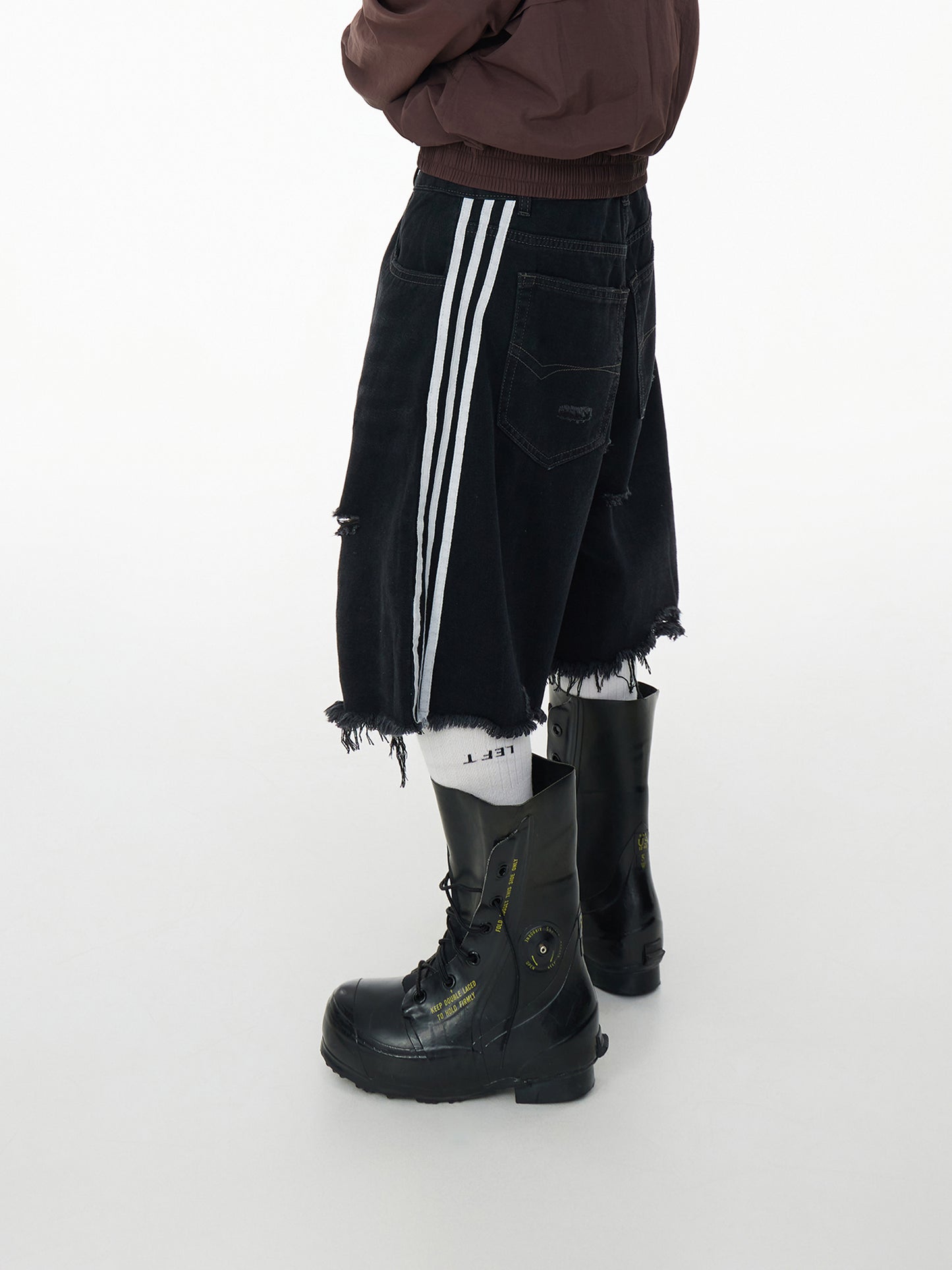 Zerrissene Shorts