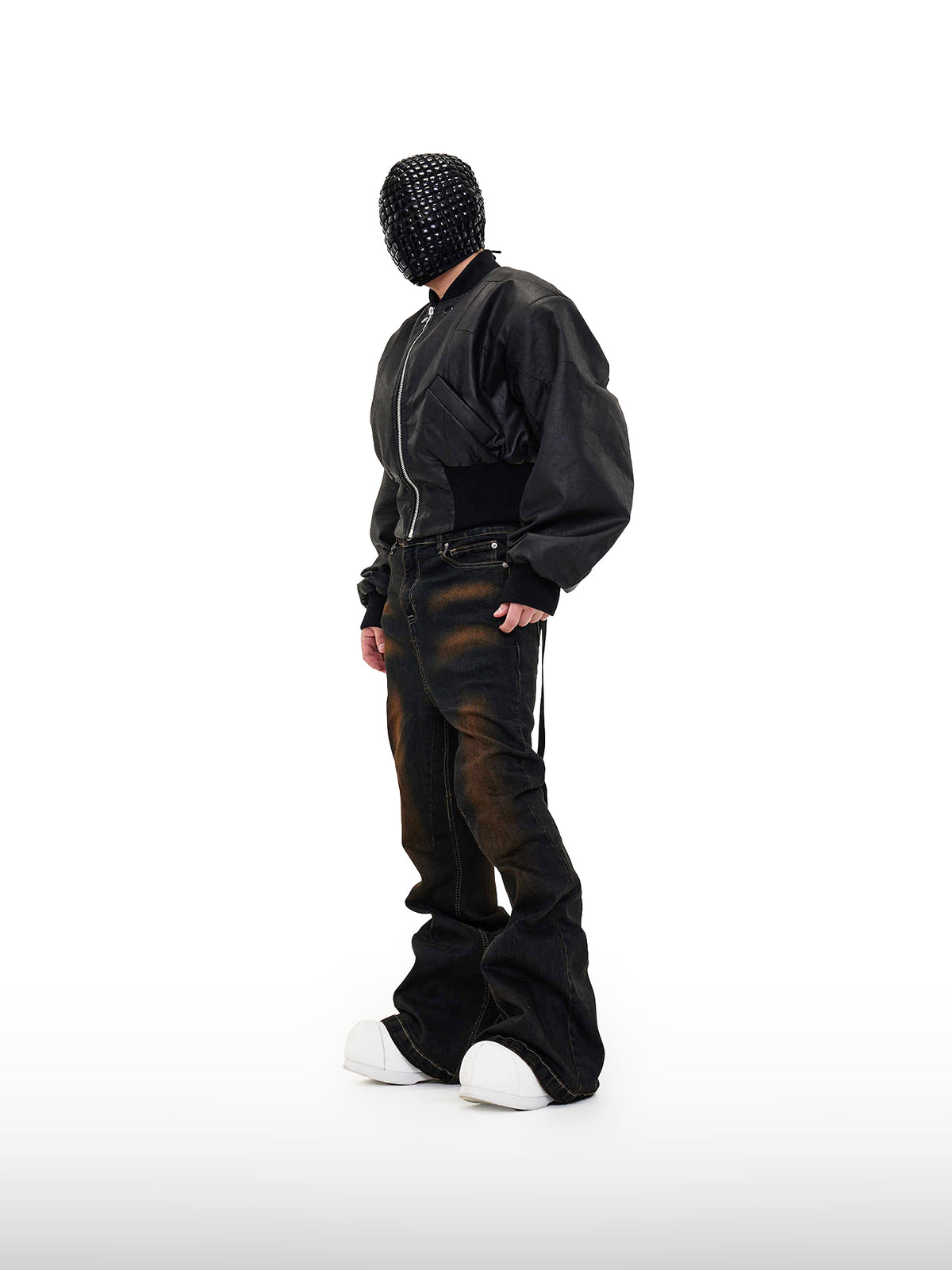 Ausgewaschene Schlagjeans