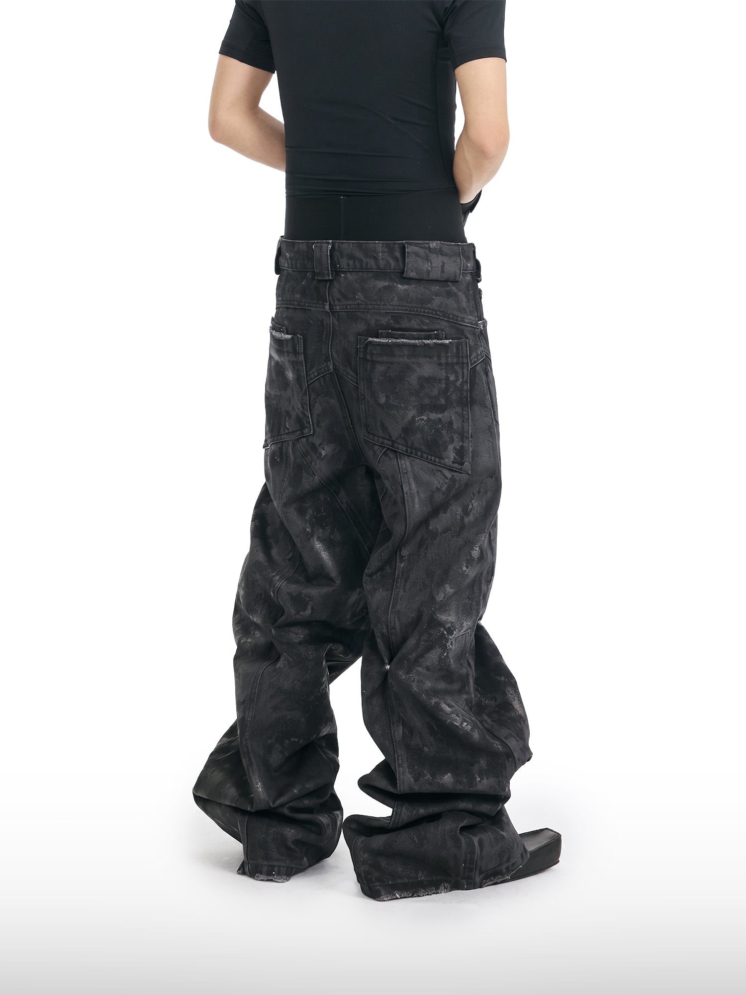Gewachste Jeans im Destroyed-Look