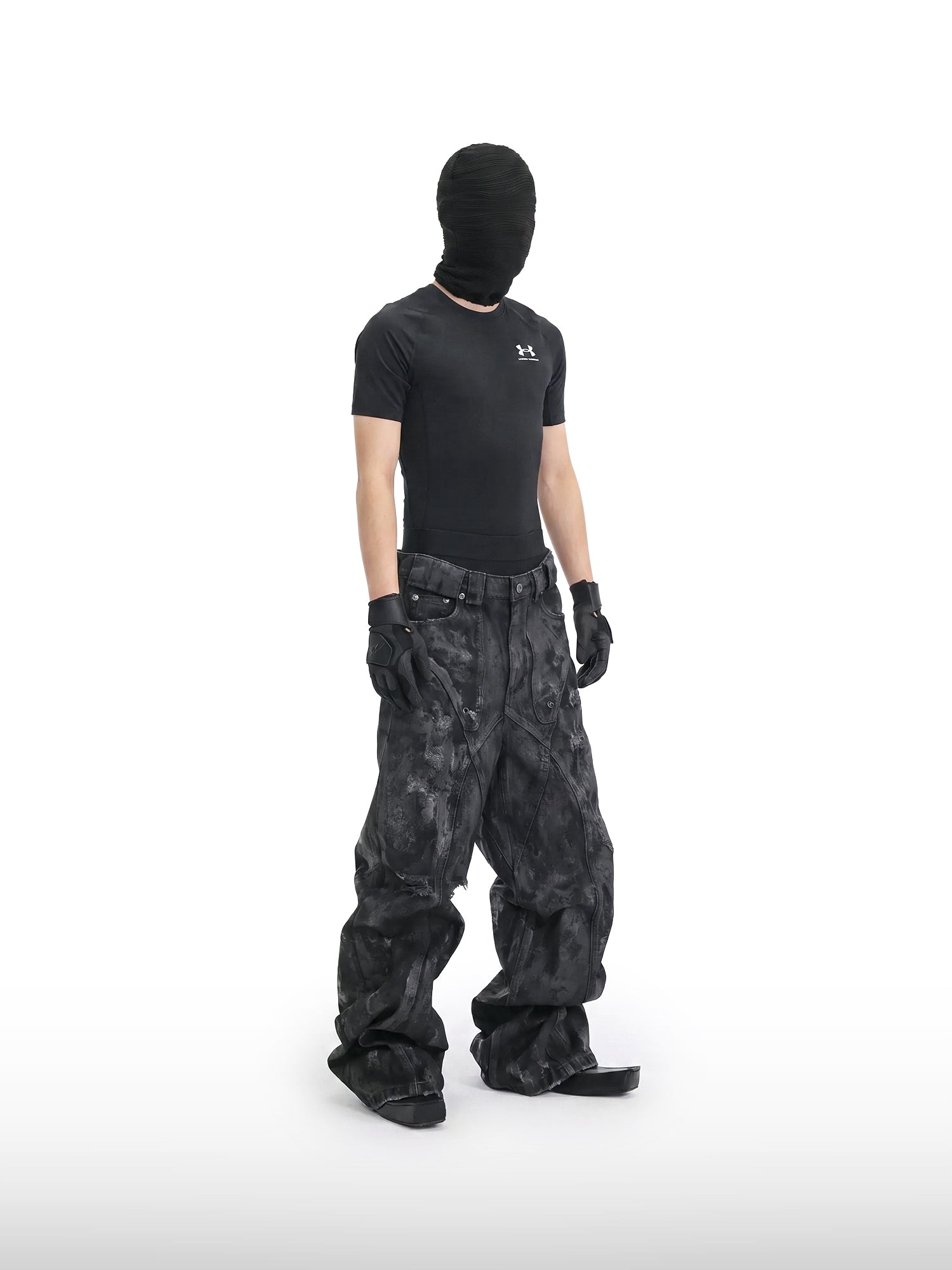 Gewachste Jeans im Destroyed-Look