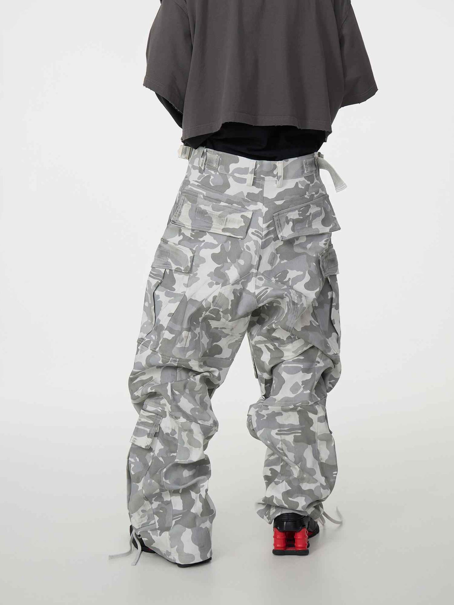 Weiße Camouflage-Hose