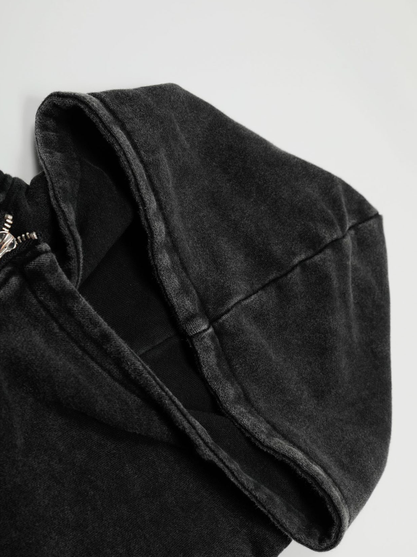 Schwarzer asymmetrischer Hoodie