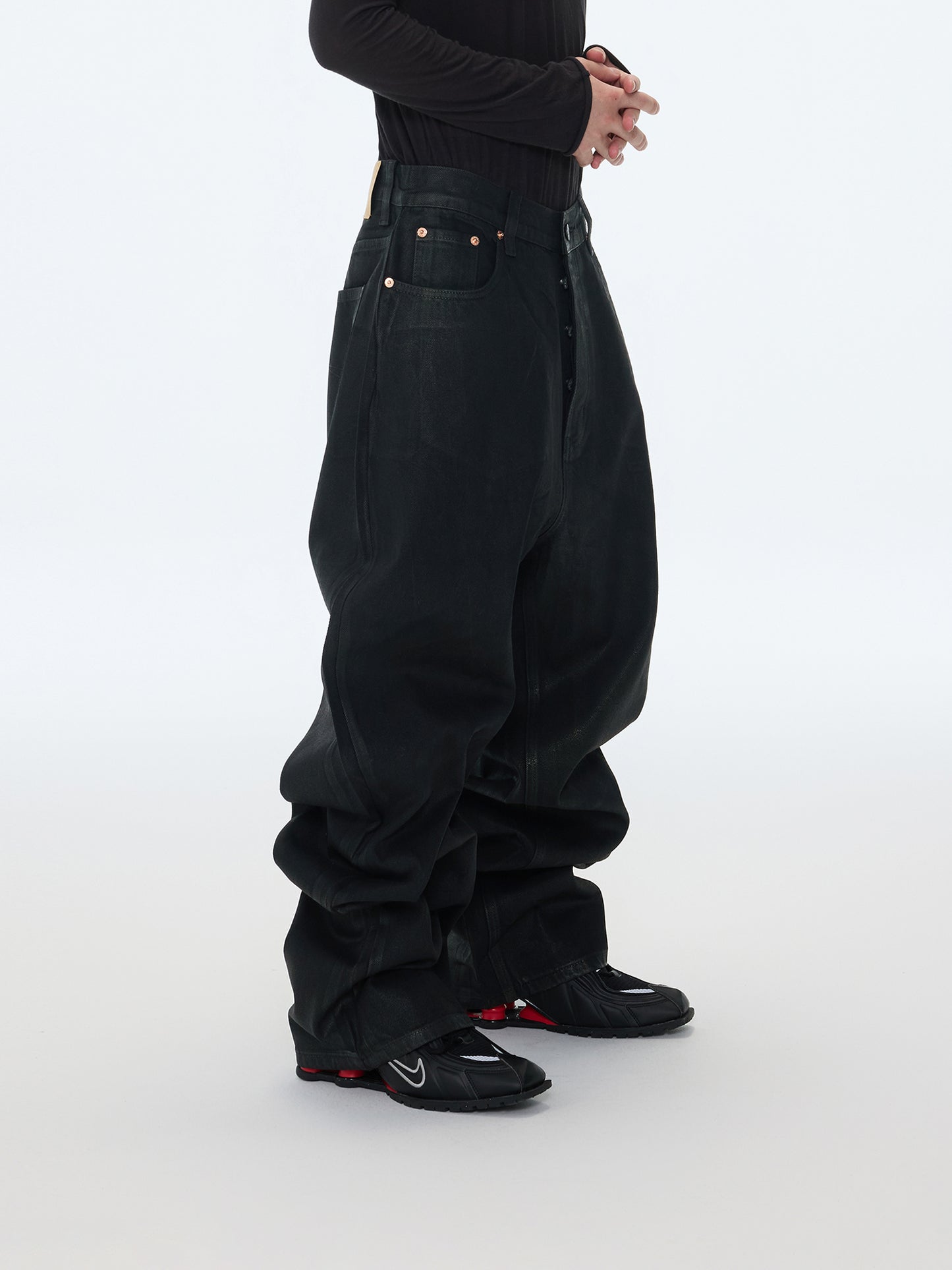 Schwarze Baggy-Jeans