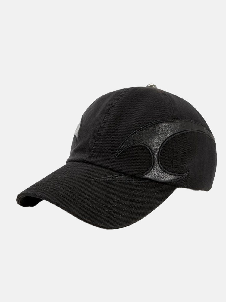 Schwarze Flammenkappe