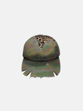 Kappe mit Camouflage-Leoparden-Besatz