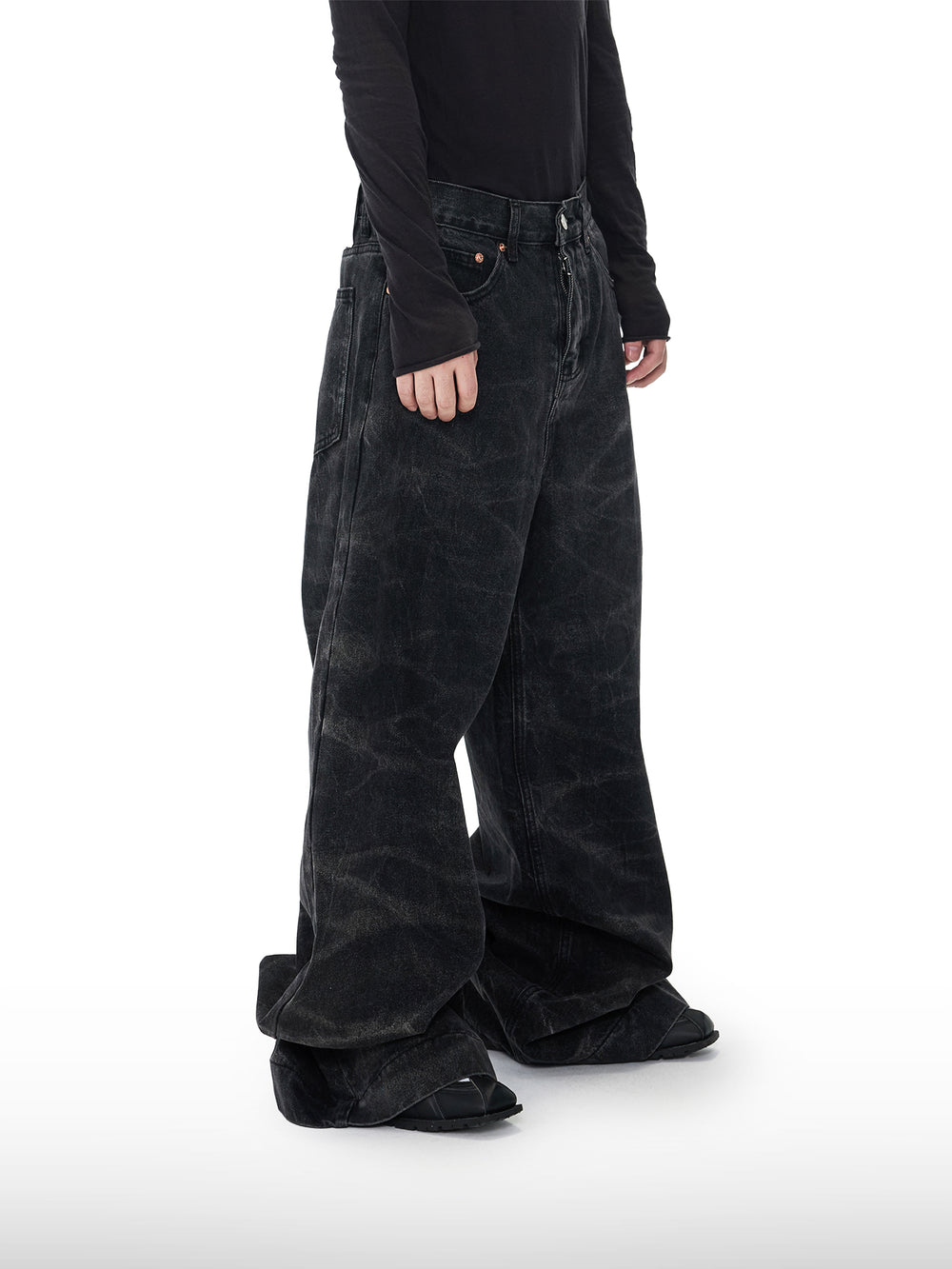 Dark Leopard Jeans