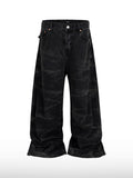 Jeans mit dunklem Leopardenmuster