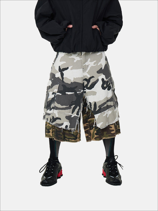 Shorts mit doppeltem Tarnmuster