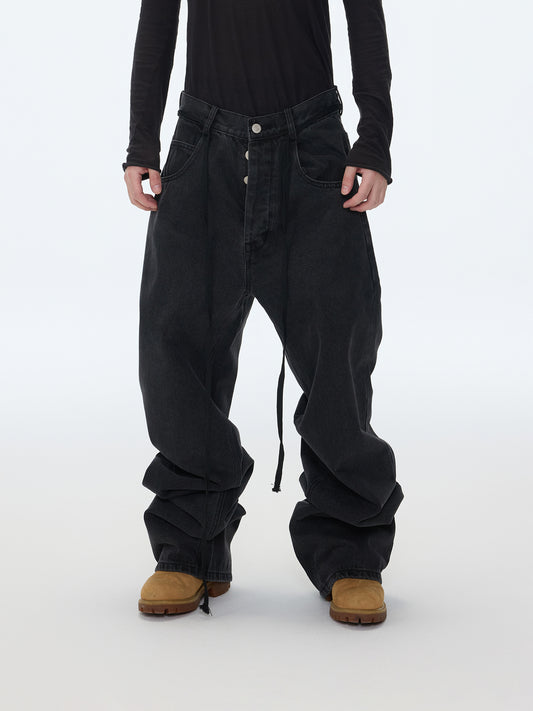 Drapierte schwarze Jeans