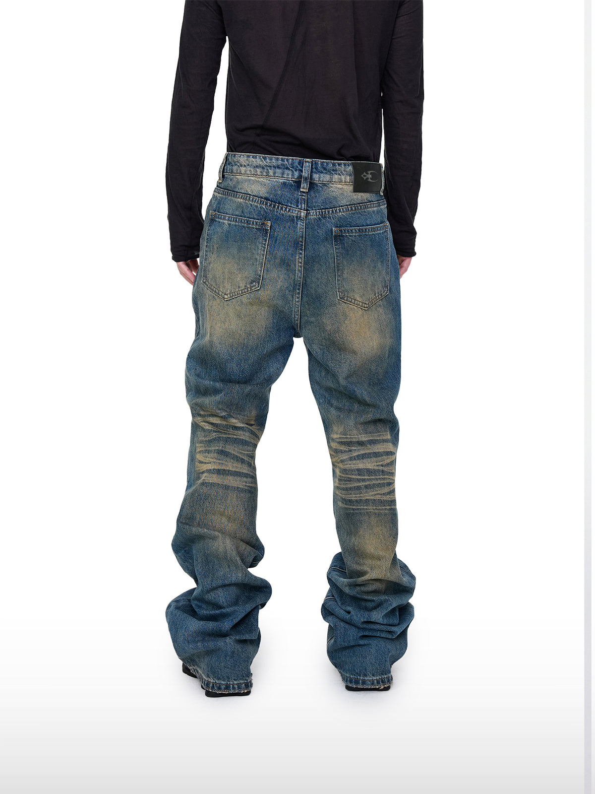 Staubige blaue Jeans