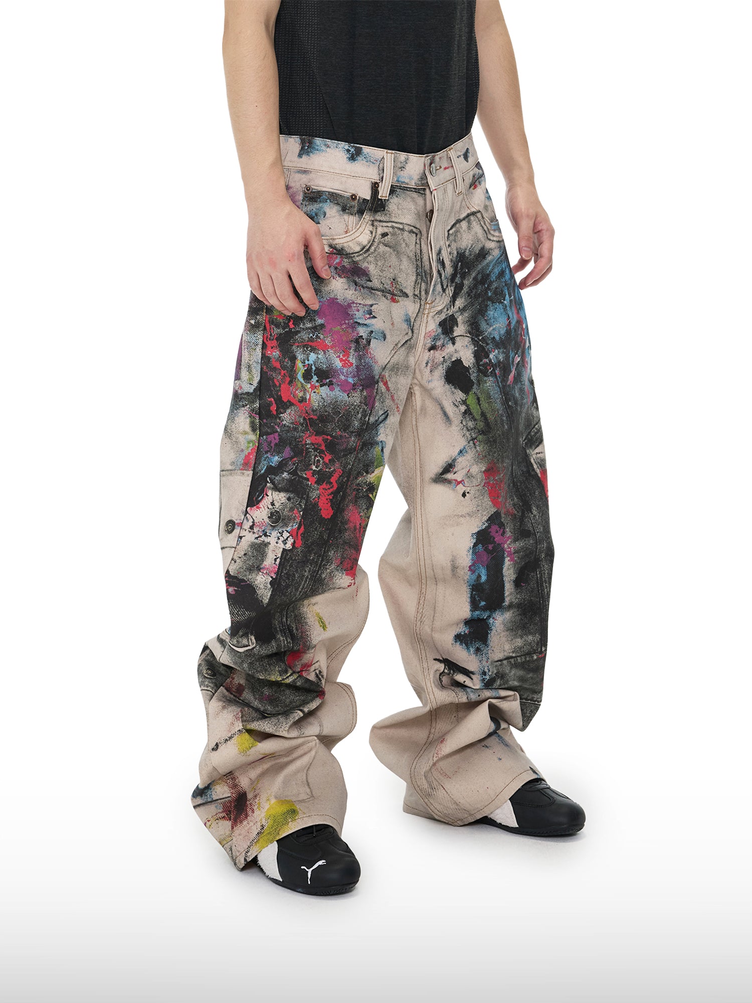 Jeans met graffiti-was