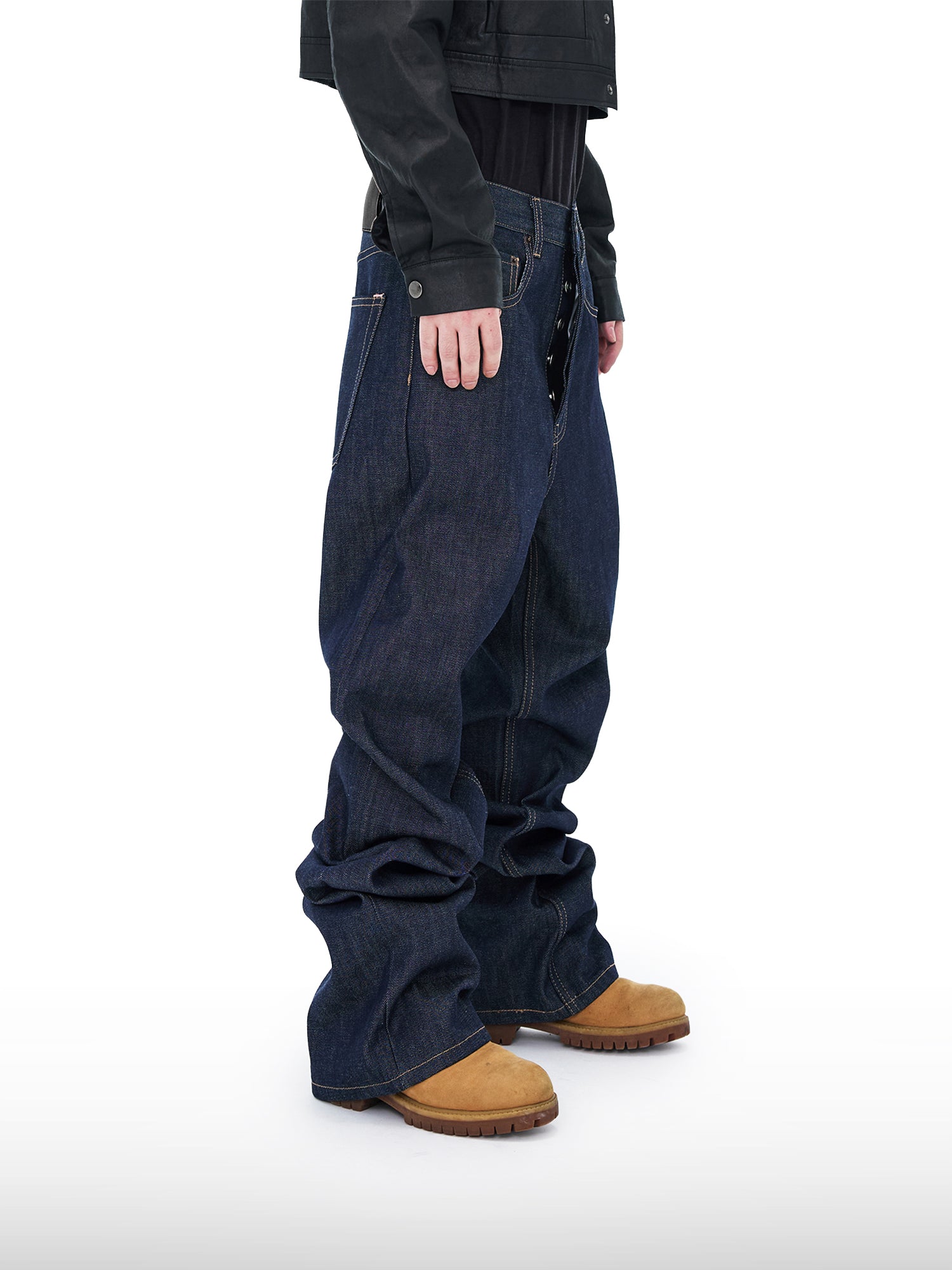 Jeans mit langer Innennaht
