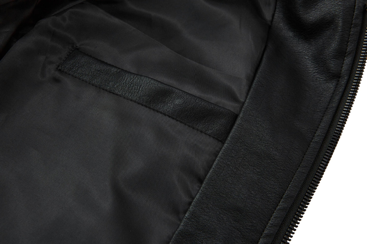 Jacke mit Metallkragen