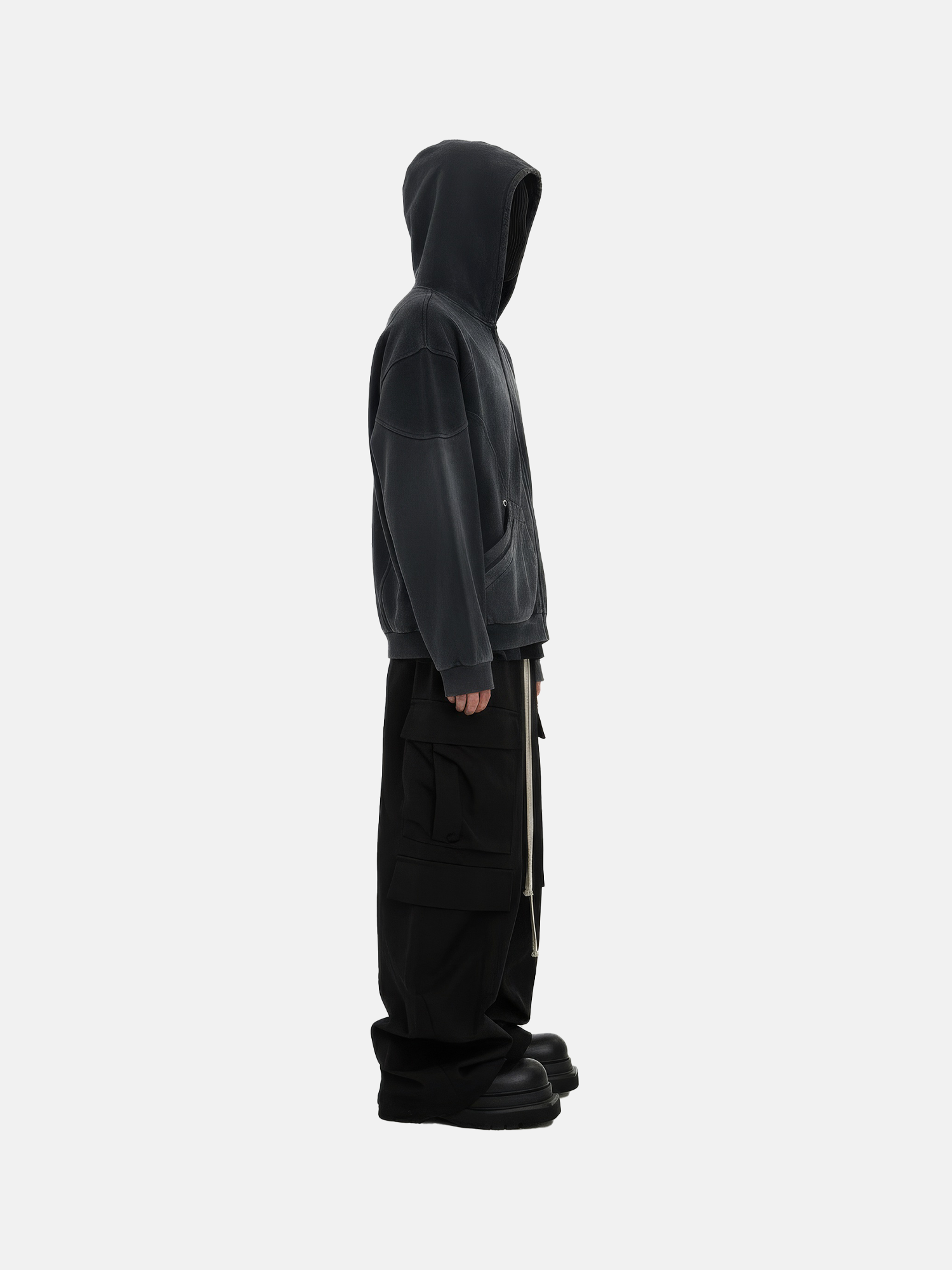 Nr.003 Distopion Zipped Hoodie