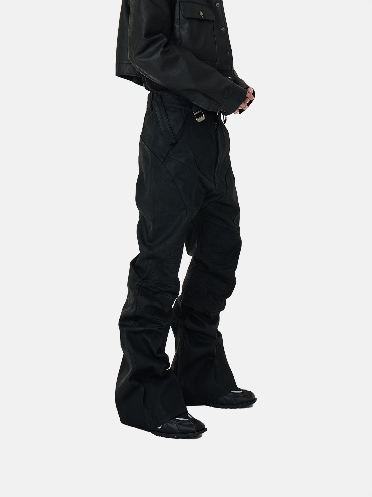 Obsidian Bastion Pants