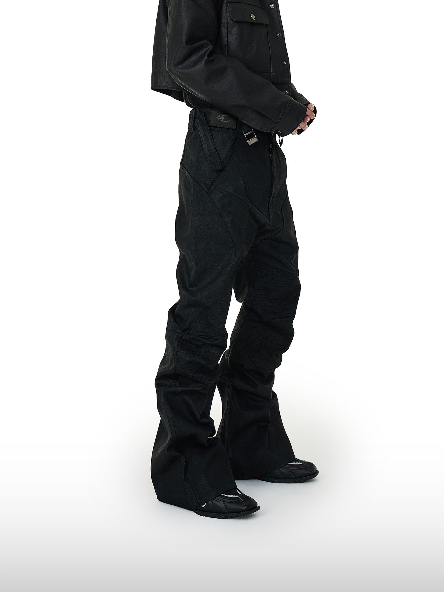 Obsidian Bastion Pants