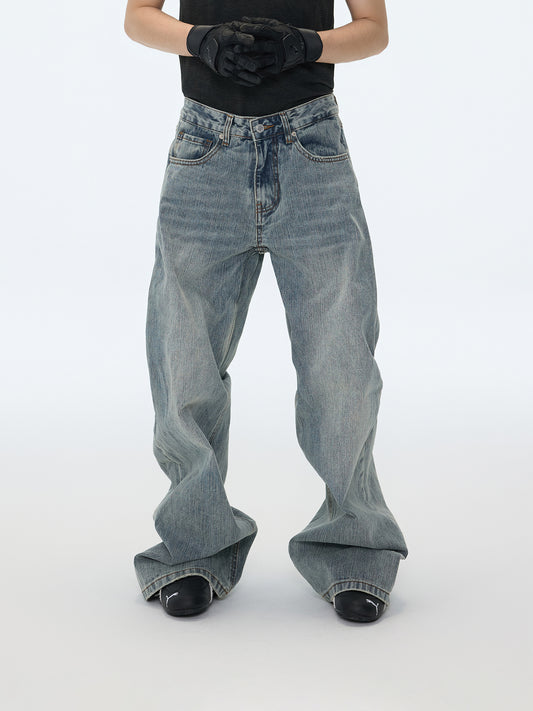 Übergroße Jeans mit verblasstem Look