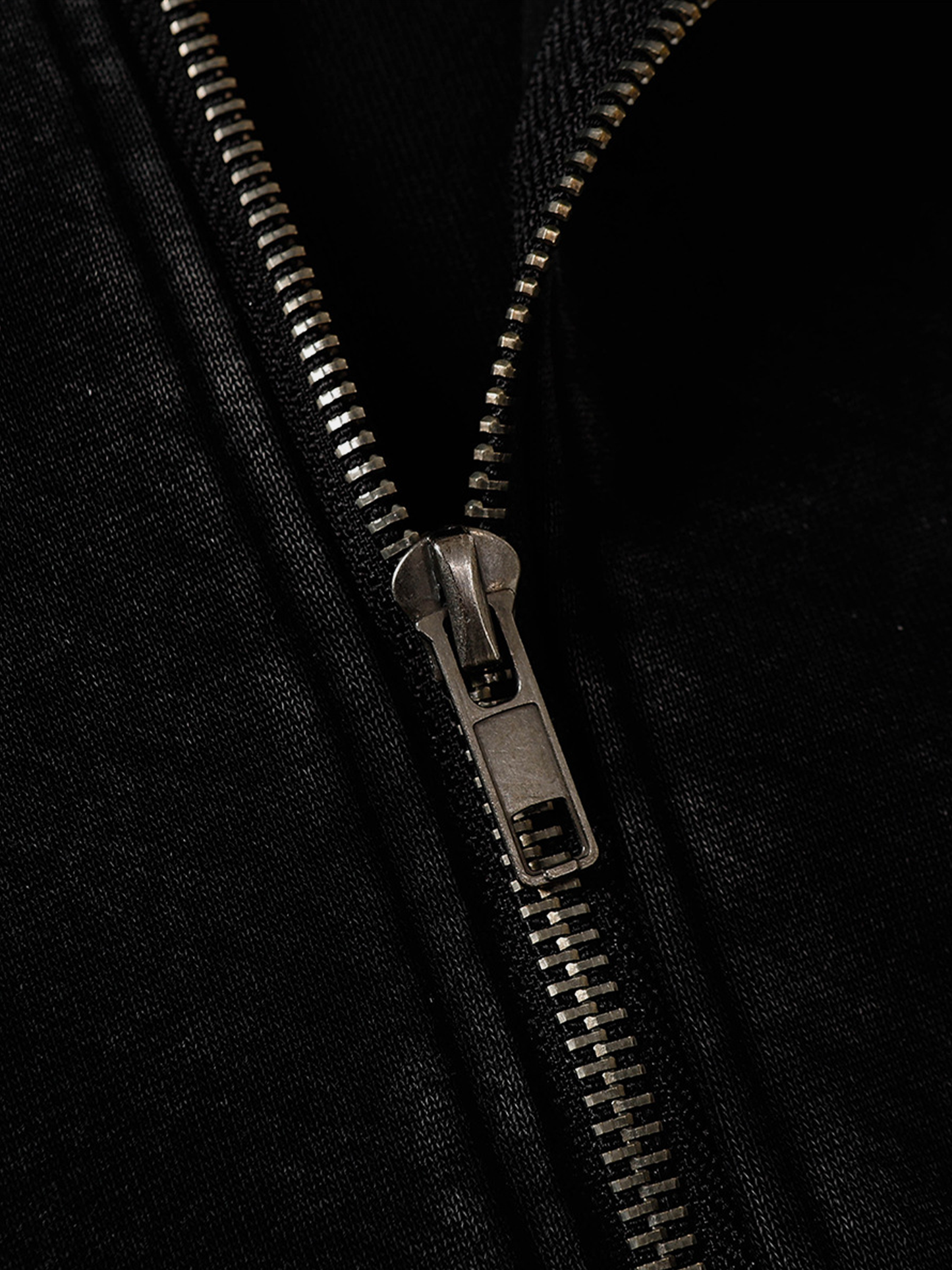 Nieten-Hoodie