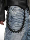 Taillenkette mit Stacheln und Fischgrätenmuster