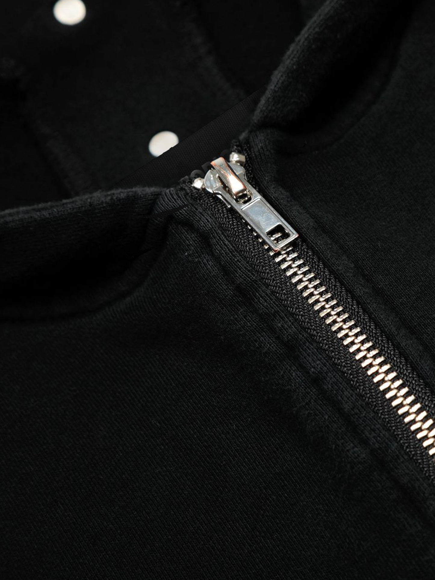 Kapuzenjacke mit Nieten